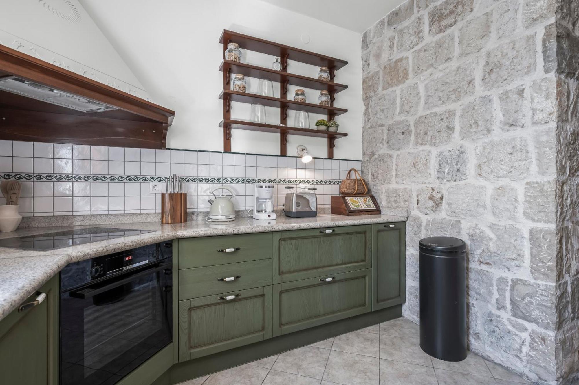 Boutique Anna Varos * Split